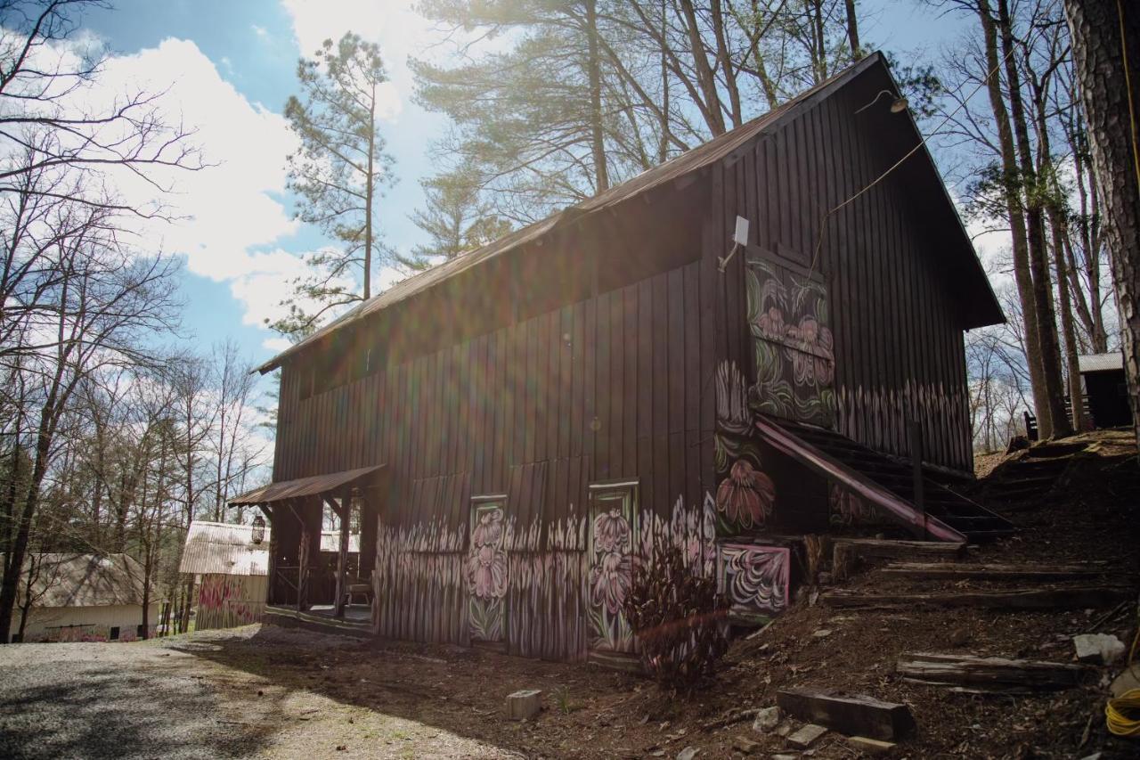 Camp Swann Hotel Tracy City Exterior photo