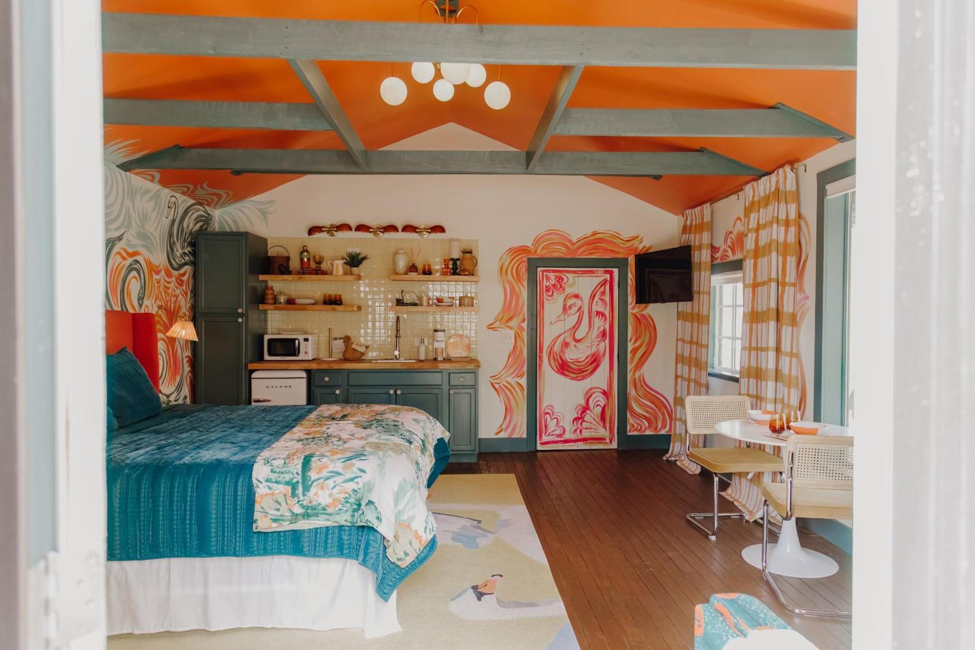 Camp Swann Hotel Tracy City Room photo
