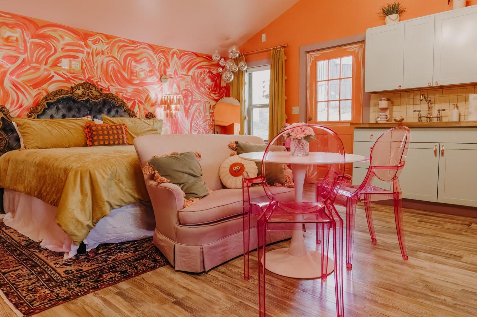 Camp Swann Hotel Tracy City Room photo