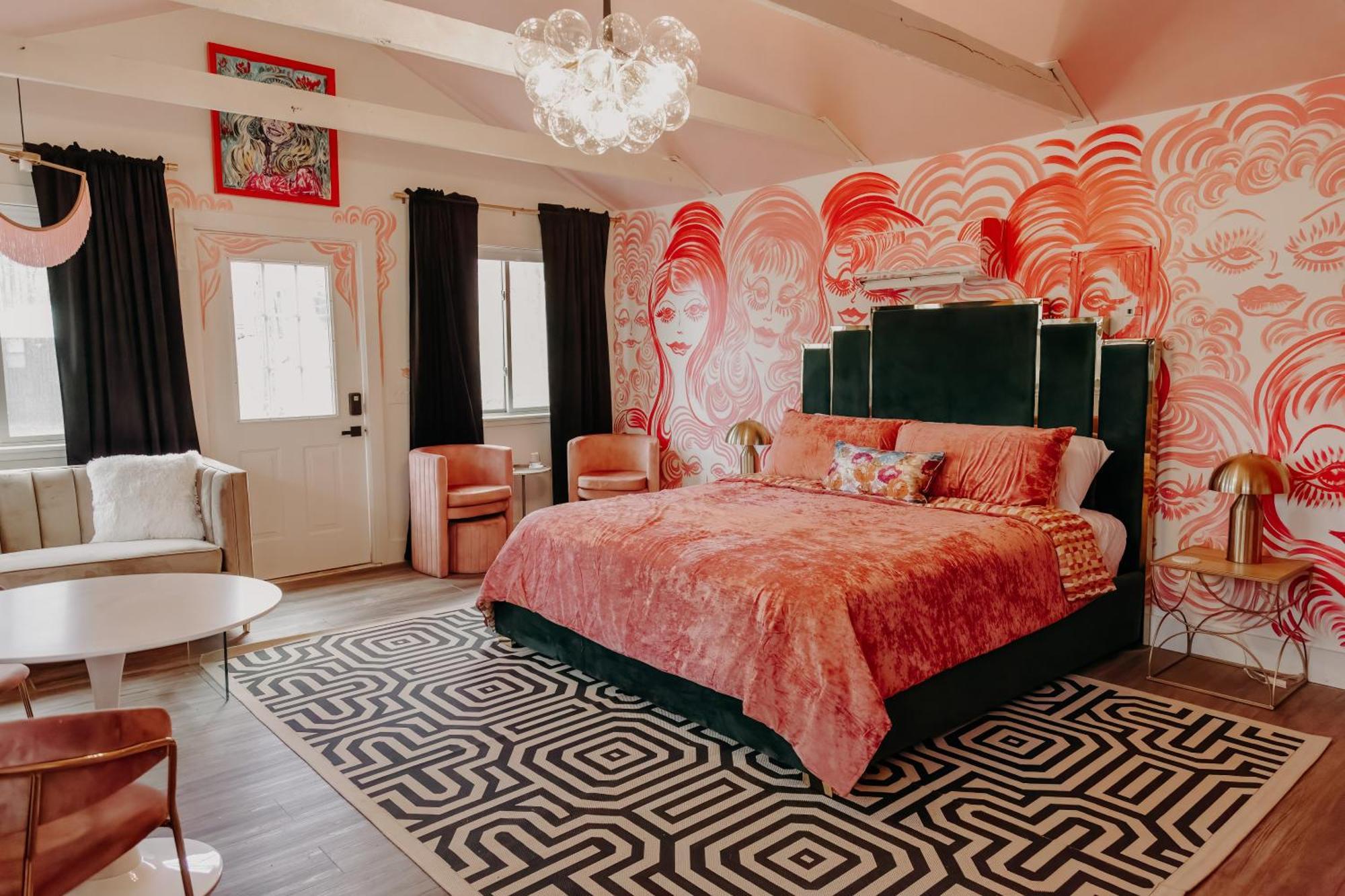 Camp Swann Hotel Tracy City Room photo